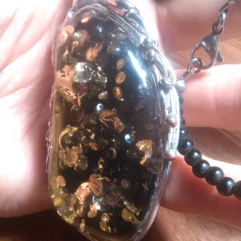 Simulated Amber and Black Beaded Necklace (24 Inch)